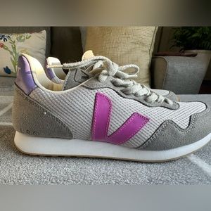 Veja
SDU REC "Alveomesh light"
New.  Without tags
